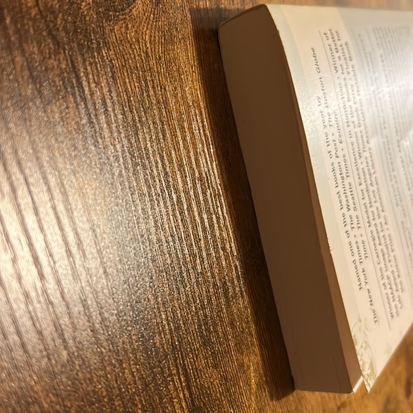 Just Mercy by Bryan Stevenson - Picture 5 of 6